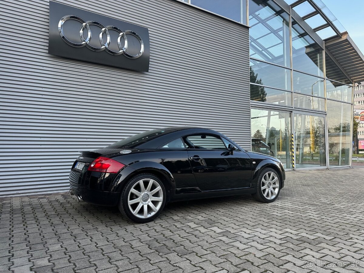 Audi TT 1.8T quattro - 14