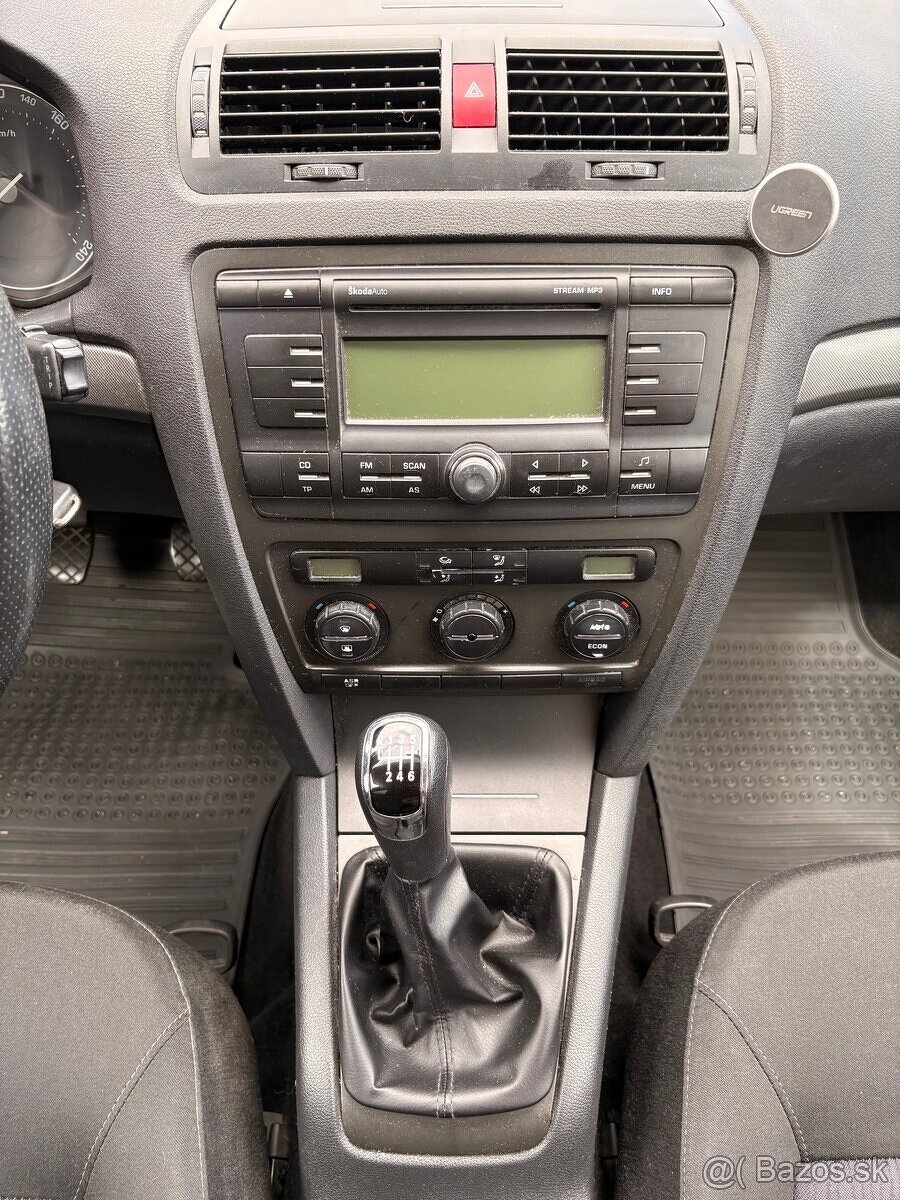 Škoda Octavia 2 - Benzín - 14