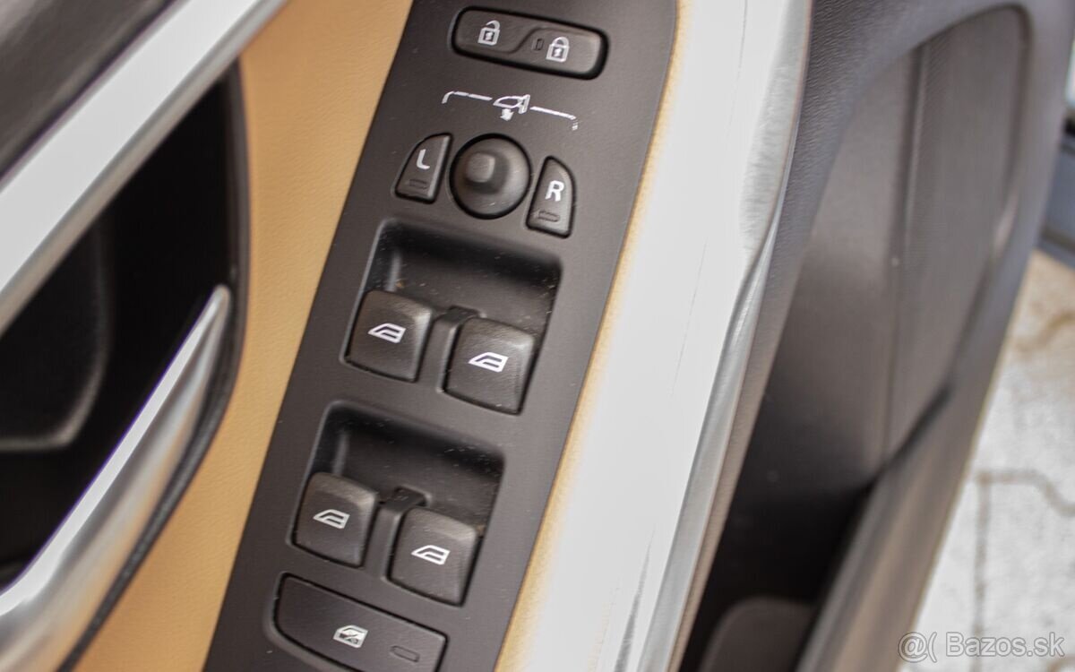 Volvo V40 D2 2.0L 120k Inscription - 14