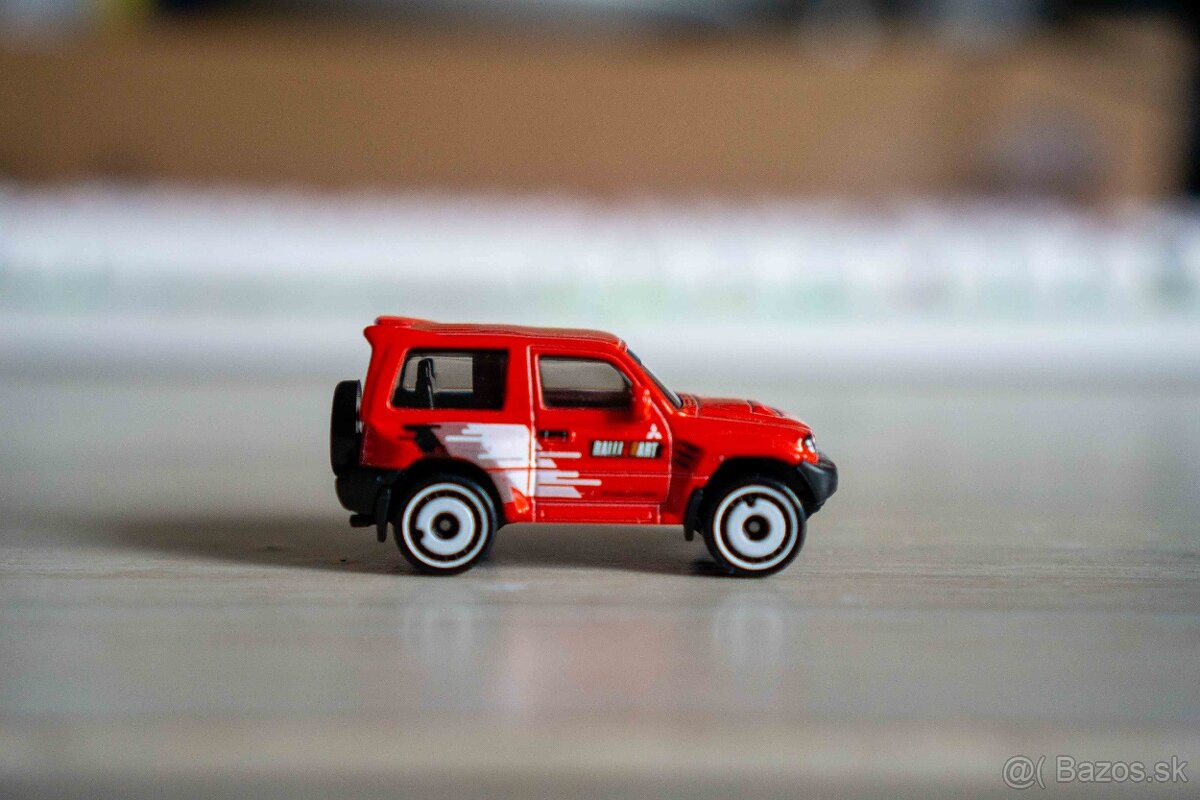 Rozbalene HotWheel autíčka - 14