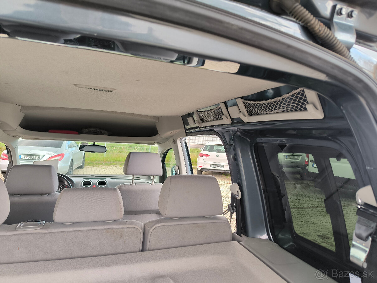 Volkswagen Caddy Life R Line, 1.9 TDi, 7 miestny - 14