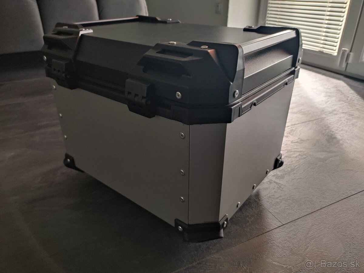 Univerzálny hliníkový moto kufor (TopCase) 45L, 55L, 65L - 14