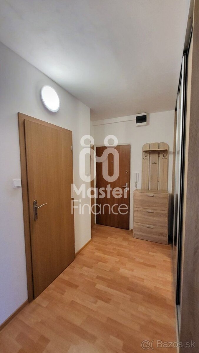 PREDAJ KRÁSNEHO 3 -IZBOVÉHO BYTU - 14