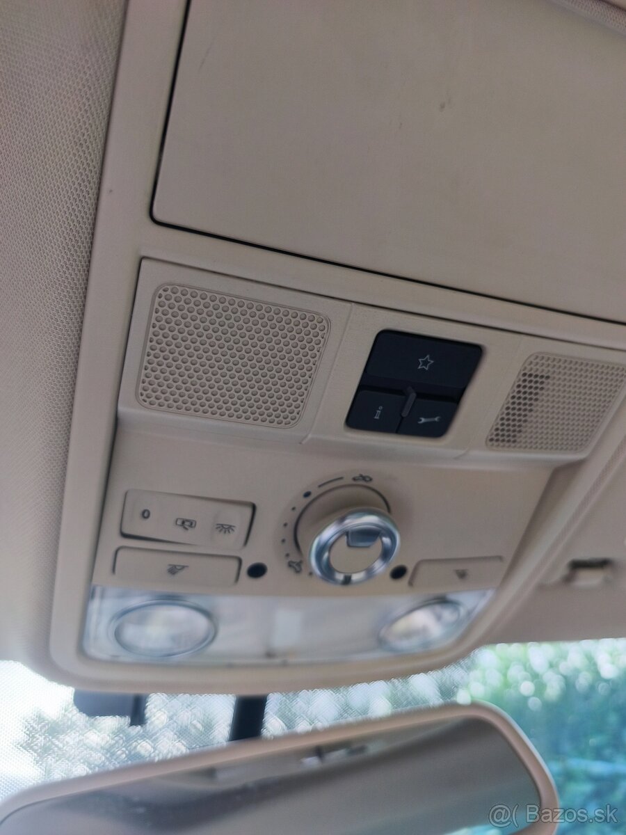 Predám VW Jetta 1.6Tdi DSG - 14