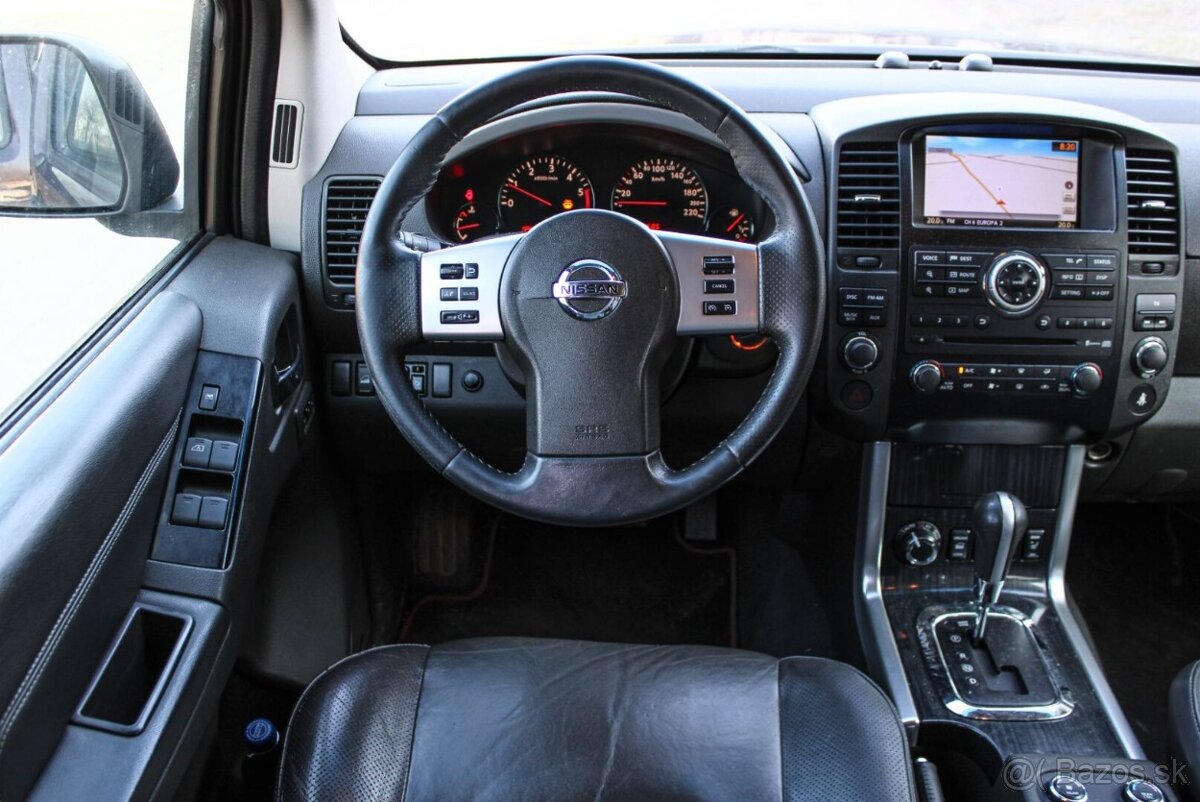 Nissan Pathfinder 3.0 V6 A/T 7MIEST - 14