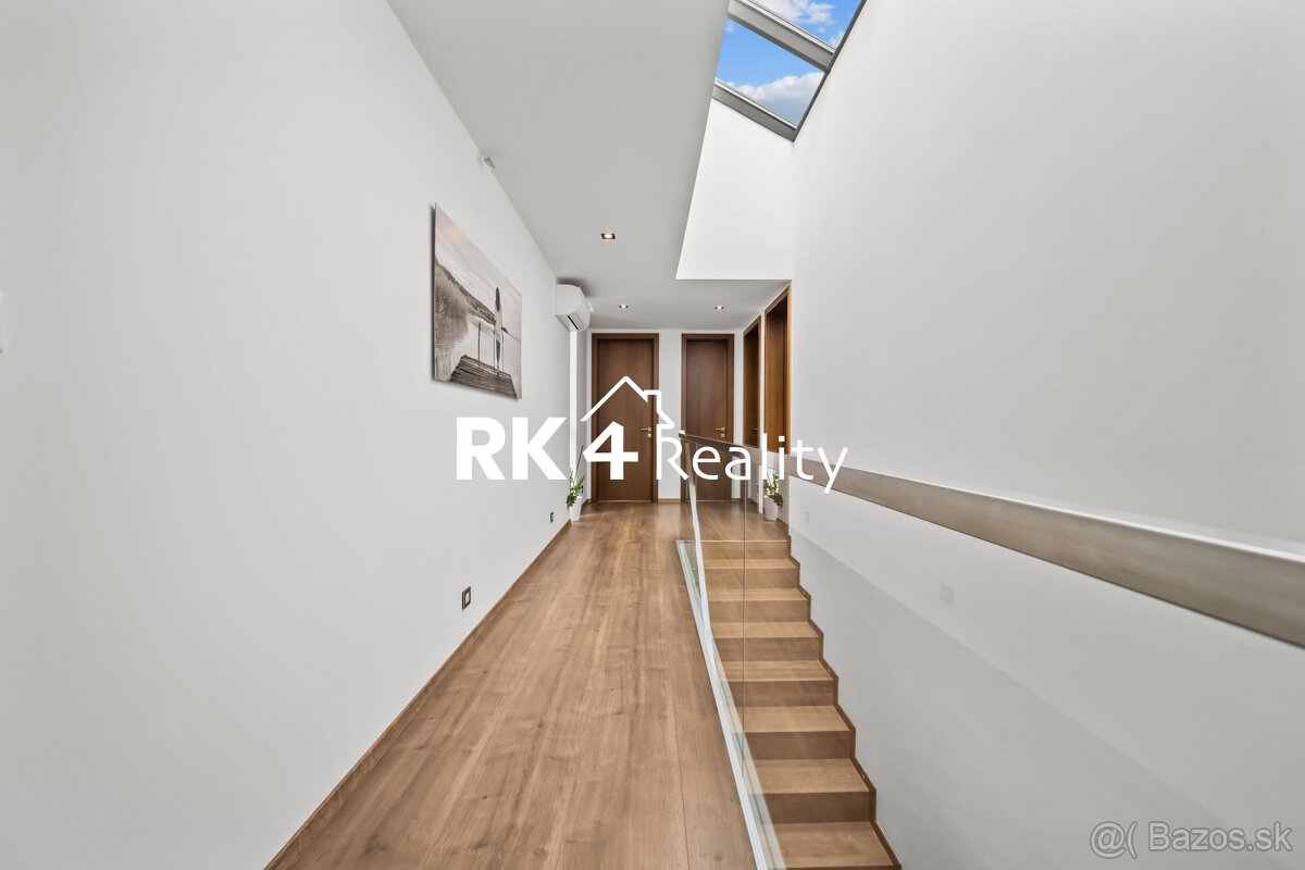 RK4 - Súkromná vila - dvojgaráž, 2 terasy (80 m²), pozemok - 14
