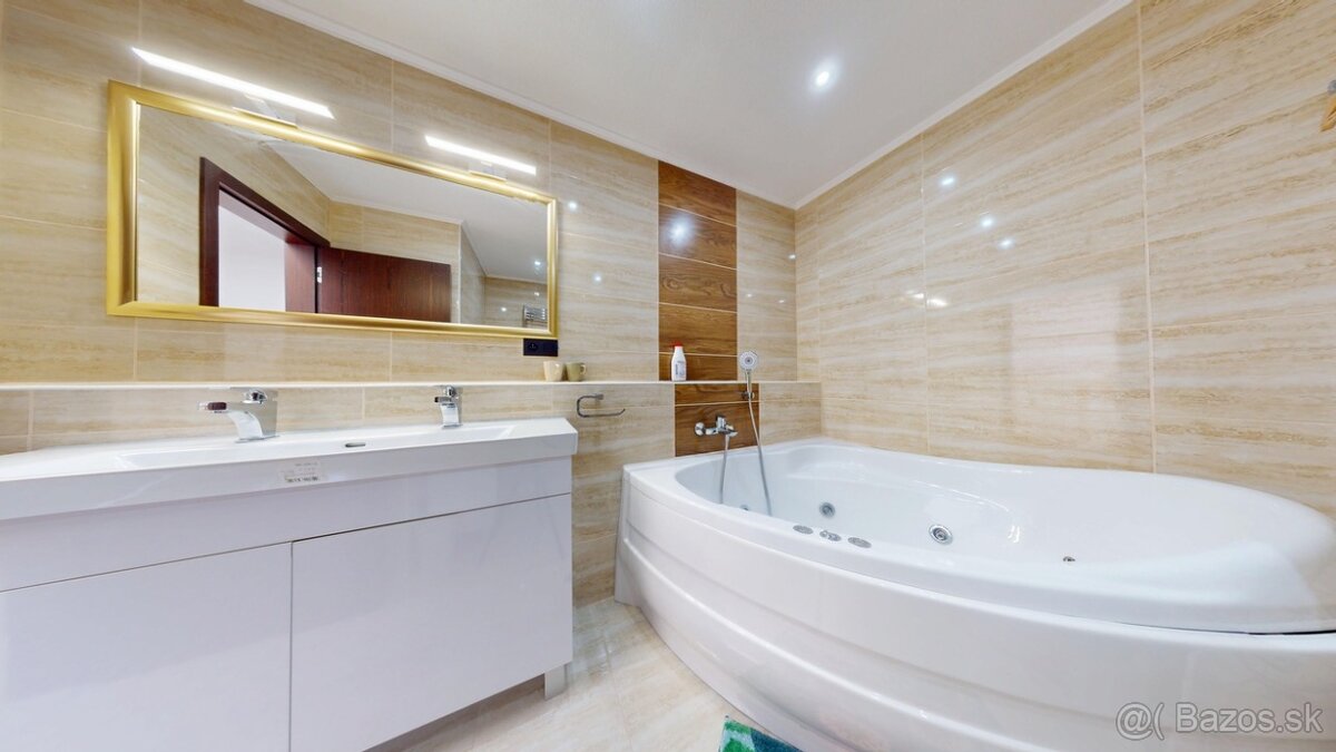 Luxusný 5i. RD, 3x kúpeľňa, garáž, KLÍMA, Vavrinecká ul. TOP - 14