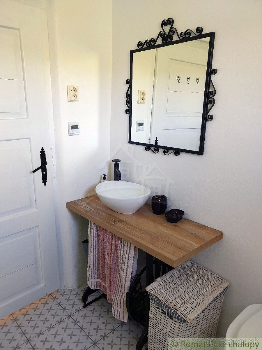 Chalúpka v malebnom prostredí Korytárok - 14