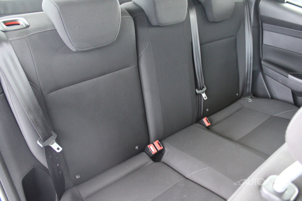 Ford Focus Combi 1,0 ECOBOOST 74 kW - 14