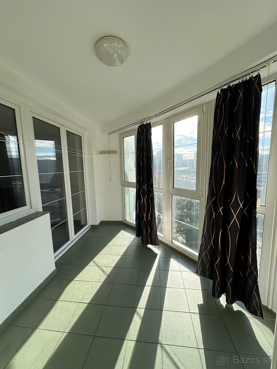 TOP ponuka: 3-izbový byt s 2 loggiami – Lamač, Bakošova ul. - 14