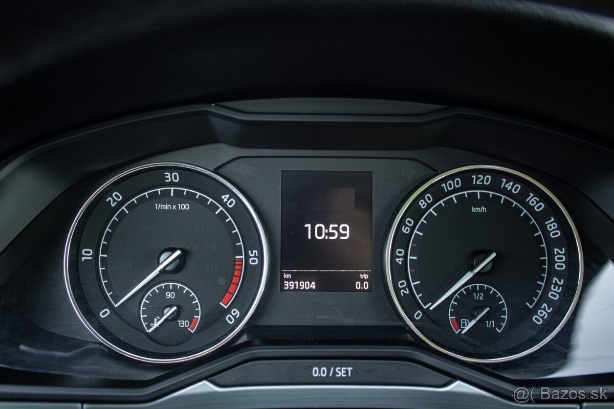 koda Superb 3V 2.0TDI 110KW DSG Kombi - 14