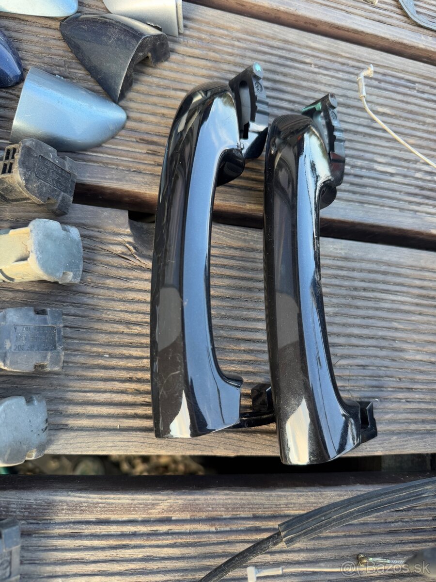 Kľučky , nosiče , lanká … VW Group - 14