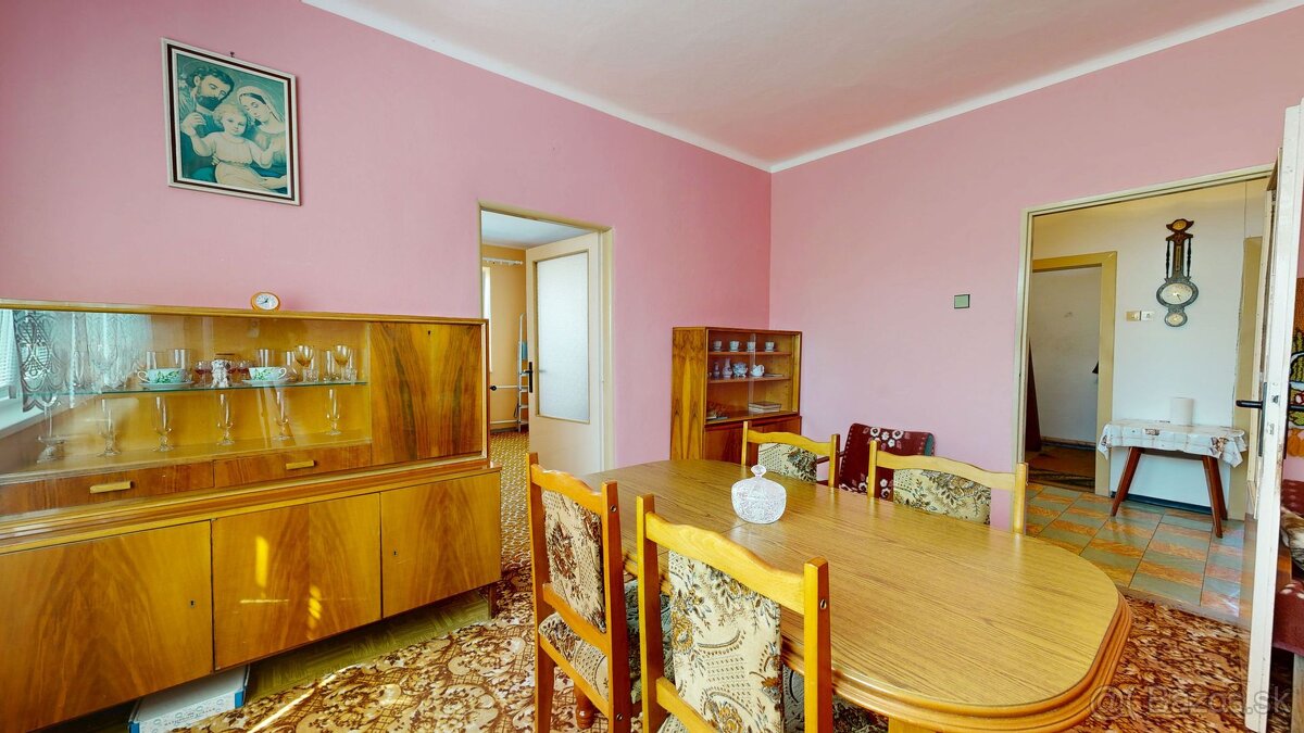 PREDAJ – STARŠÍ TEHLOVÝ RODINNÝ DOM V HRNČIAROVCIACH NAD PAR - 14