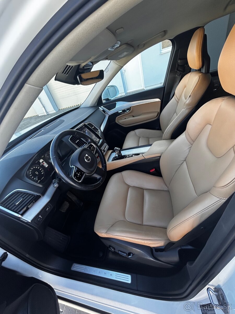Volvo XC90 D5 2.0 AWD A/T8 - 14