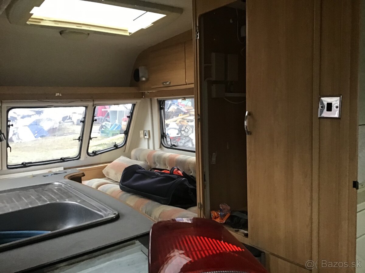 Obytny prives vhodny do záhrady Karavan - 14