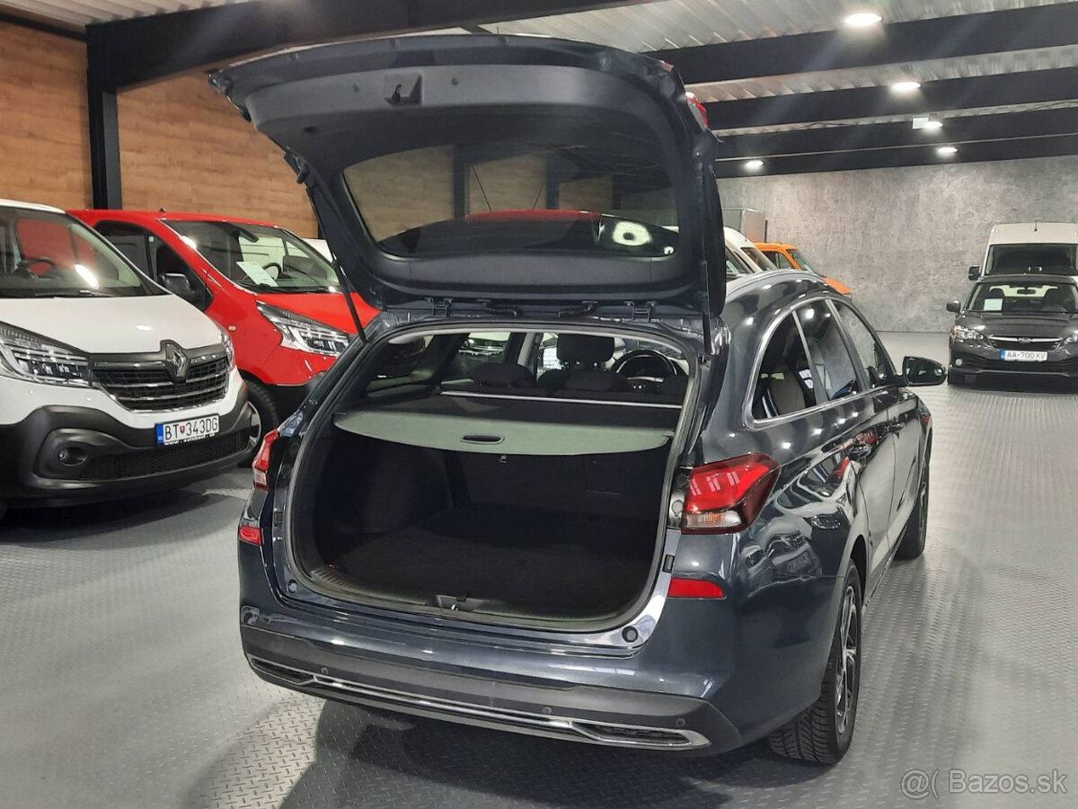 Hyundai i30 CW 1.6 CRDi Comfort - 14