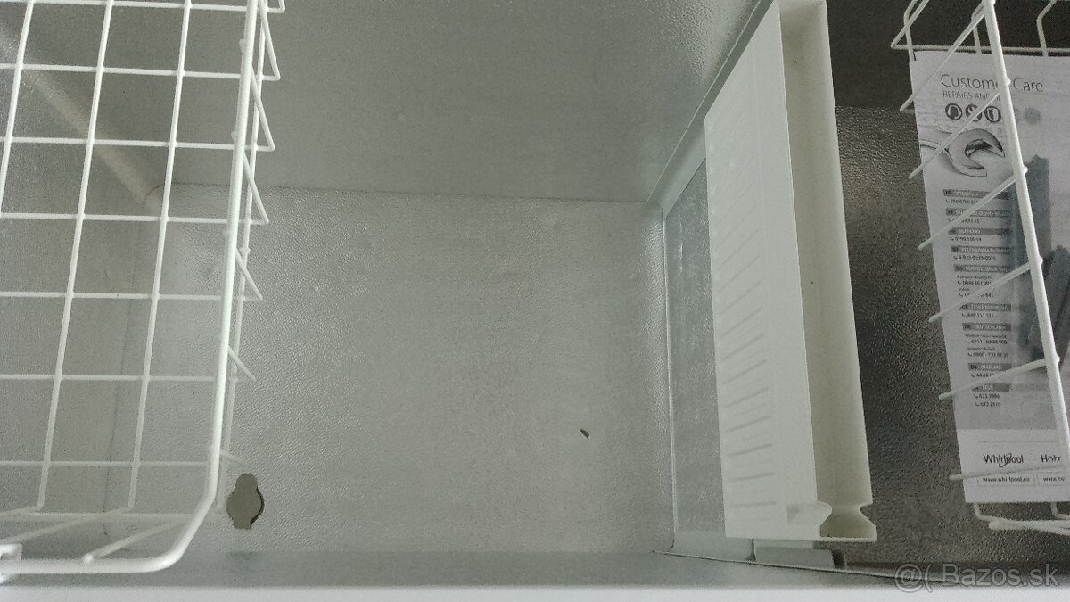 Truhlicová mraznička Whirlpool - 14