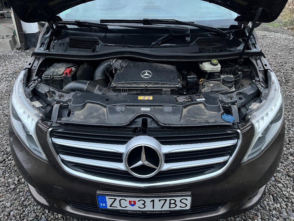 Mercedes-Benz V220 A/T - 14