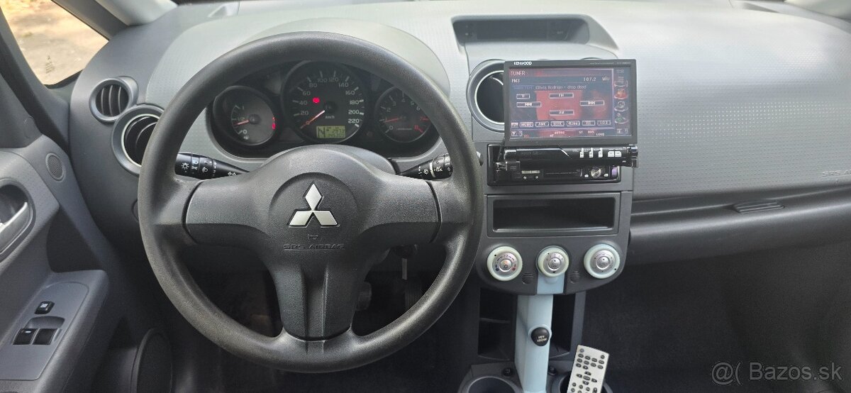 Mitsubishi Colt Automat - 14