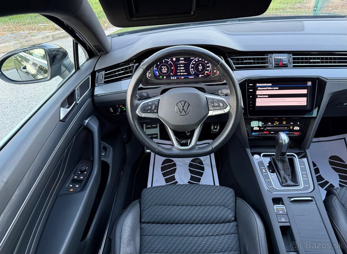 Volkswagen Passat B8.5 R-Line
- 14