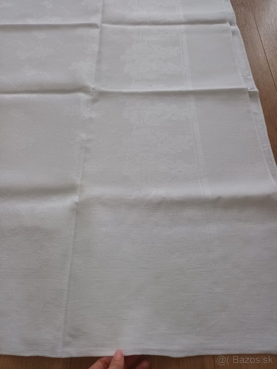 Damaškové obrusy - 14