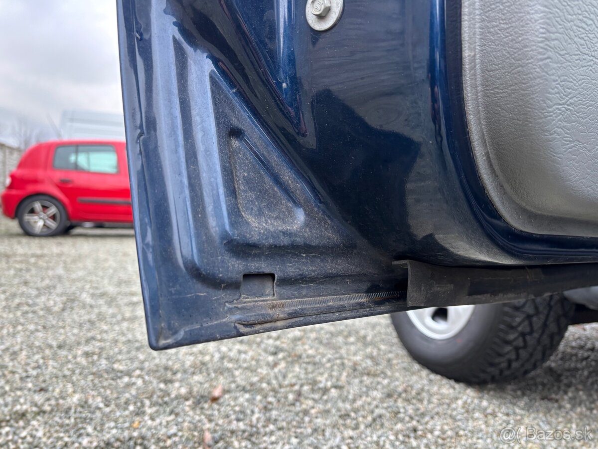 Jeep Cherokee 2.8 CRD 16V Sport A/T – 2006, 4x4, TOP stav - 14