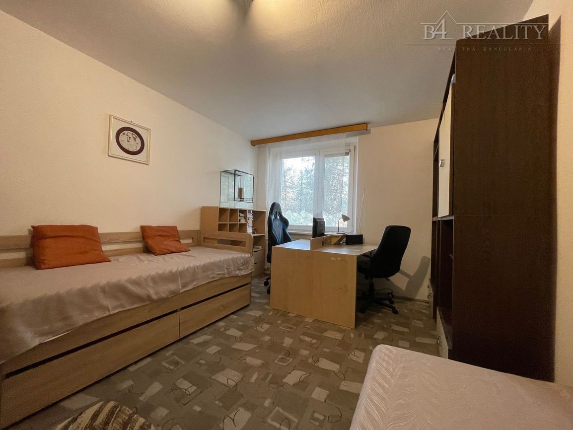 3 izbový byt, 68 m2 + priestranná presklená lodžia, Bazovské - 14