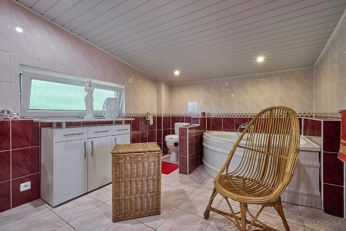 Krásny rodinný dom vo Veľkom Šariši - 14