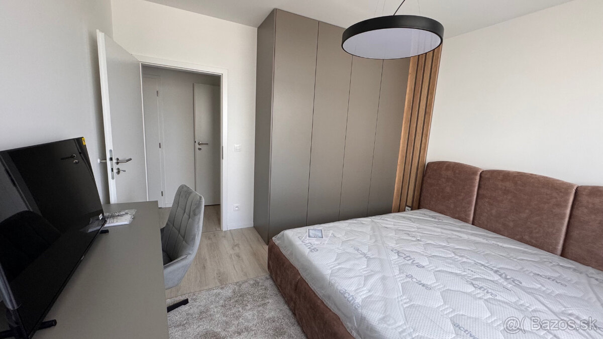 Prenajom 3izb. bytu v BA projekte Ovocne sady - 14