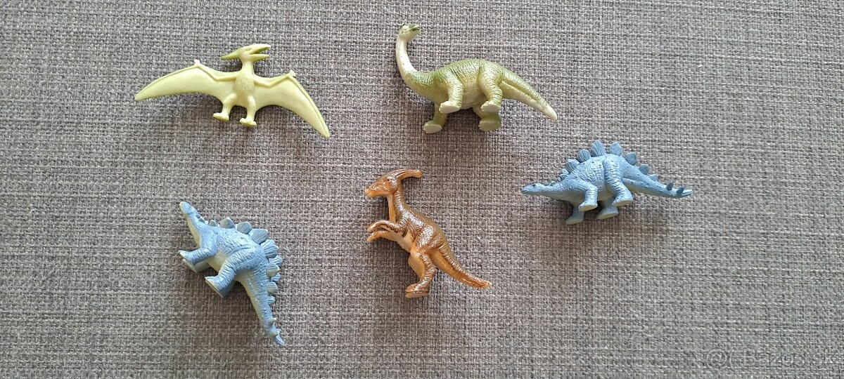 DINOSAURY – rôzne figúrky (menšie, väčšie) - 14