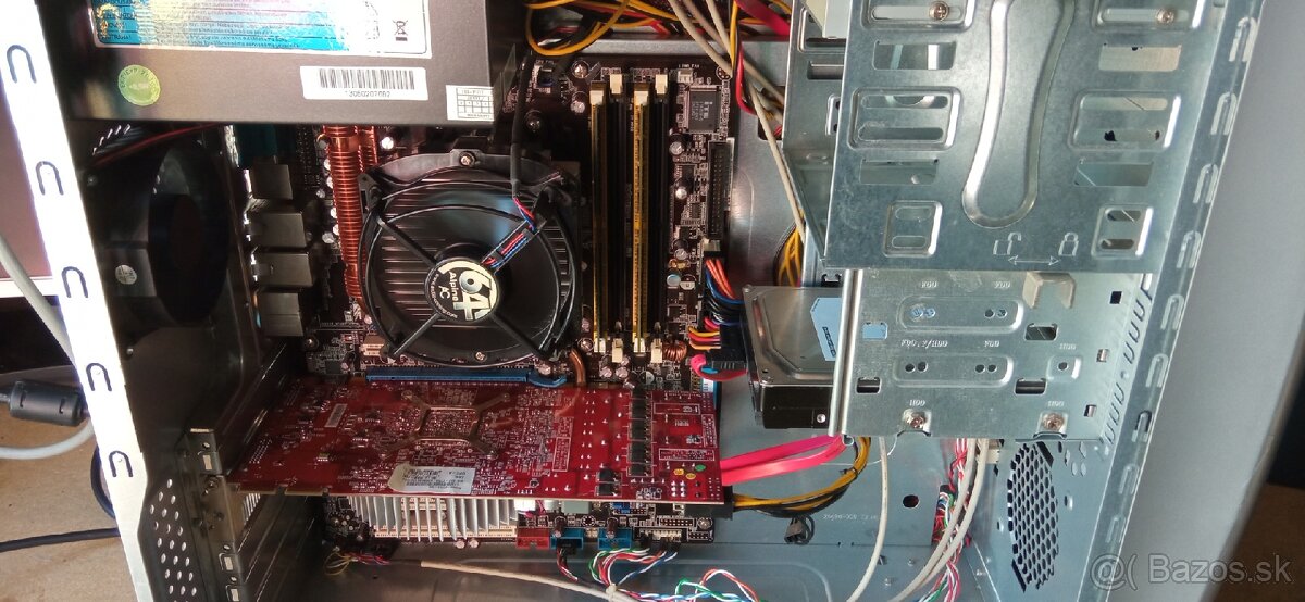 Predam pocitac na media a starsie hry - 14