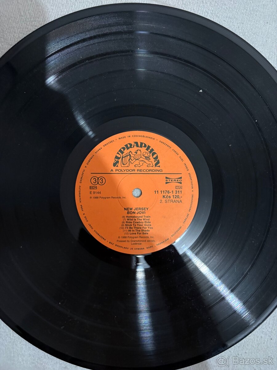 Predám staré gramorádio + platne - 14