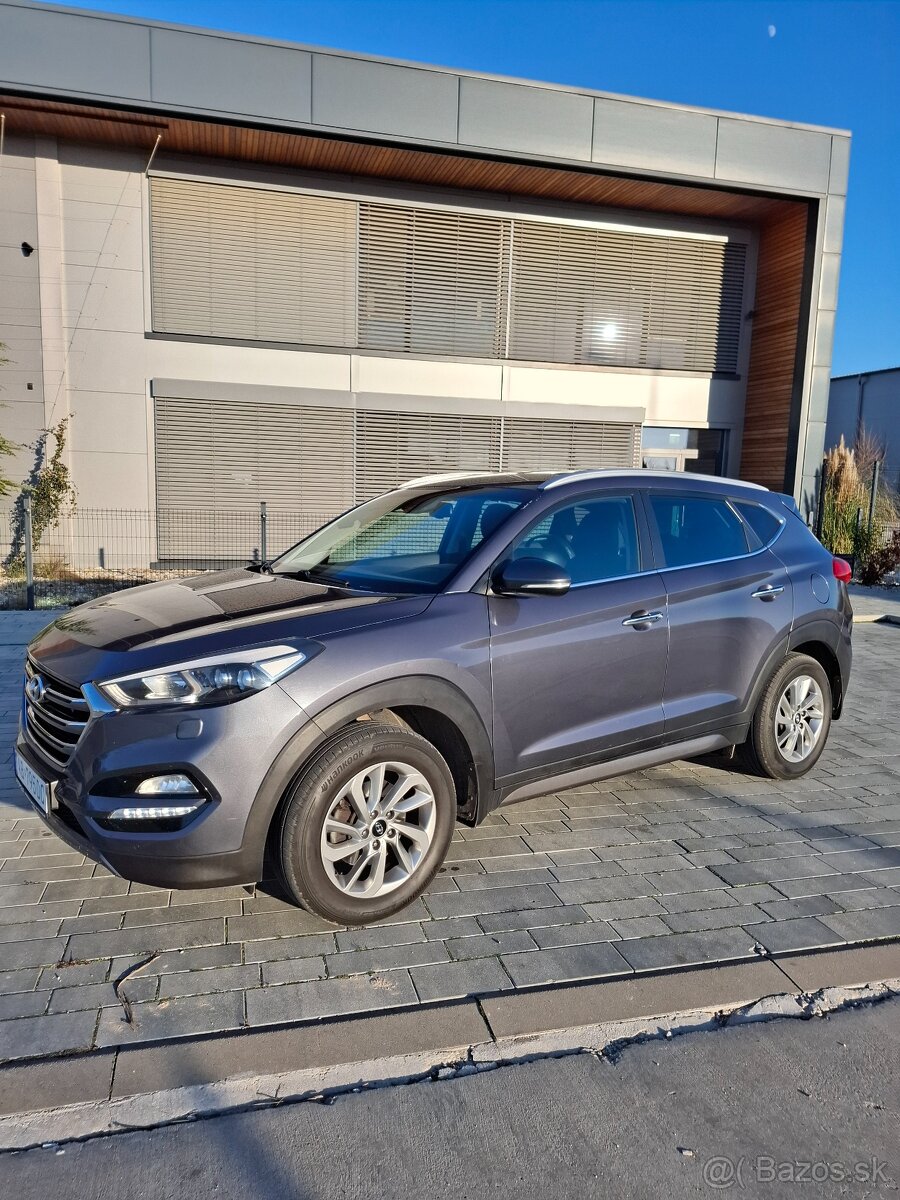 Hyundai Tucson 1.6 benzin 97kw - 14