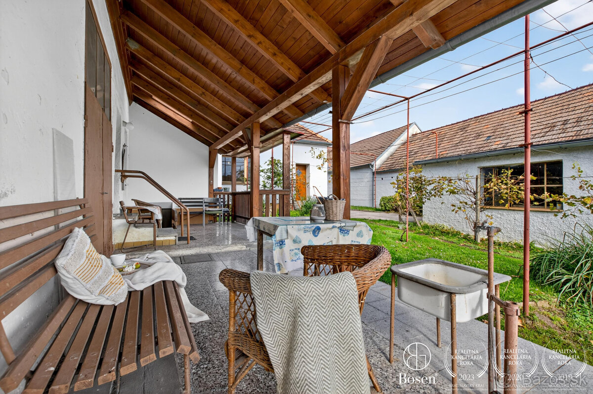 Bosen Group Vám ponúka na predaj exkluzívne vidiecky rodinný - 14
