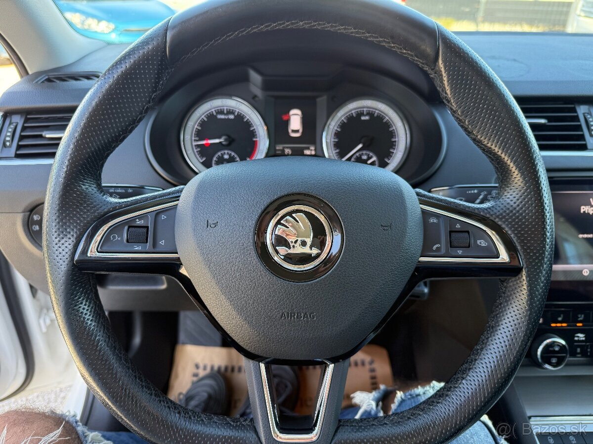 Škoda Octavia Combi 2.0 TDI Style 4x4 EU6 - 14