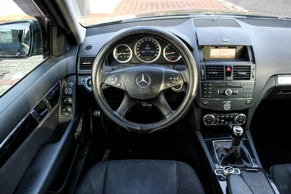 Mercedes-Benz C trieda Kombi 200 CDI Elegance - 14