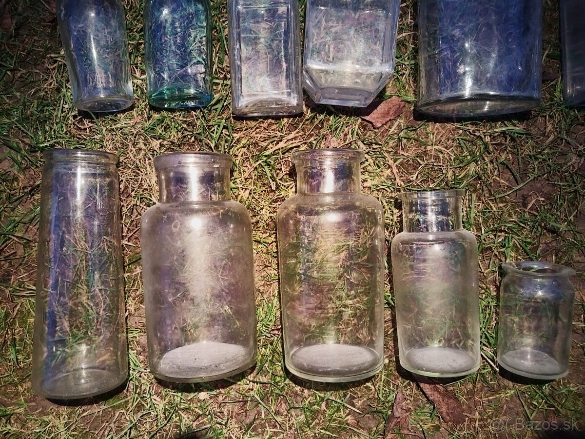 staré fľaše a poháre - 14