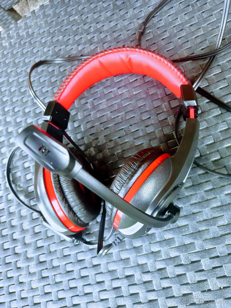 Herné slúchatka s mikrofónom - 14