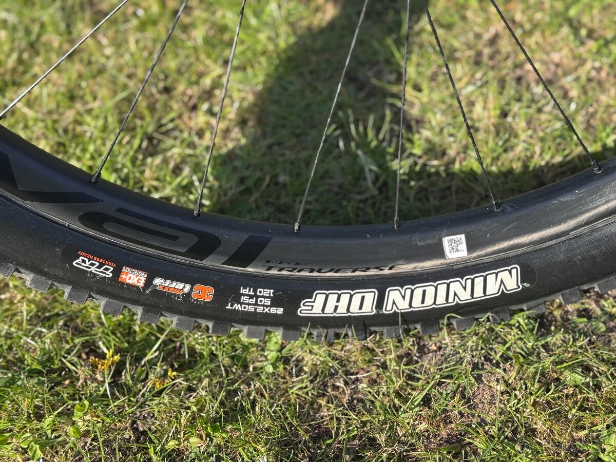 SPECIALIZED Turbo Levo Pro Carbon S4 + UPGRADE TOP STAV - 14