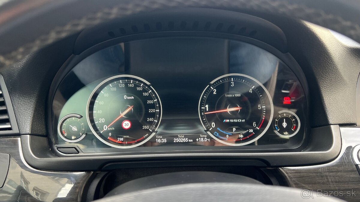 BMW f11 Rad 5 Touring 530d 258k A/T - 14