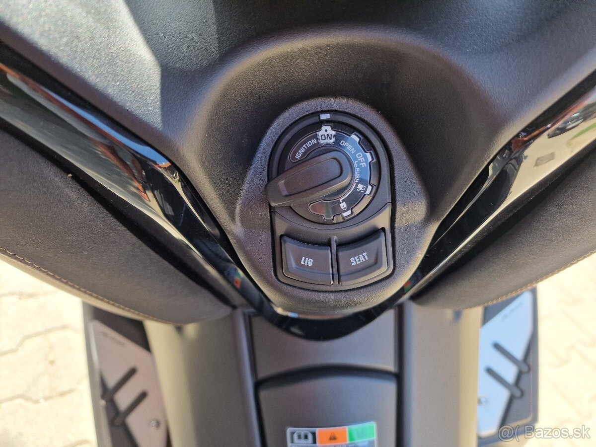 Yamaha X-Max 125 (2023) Tech-Max "možný úver" - 14