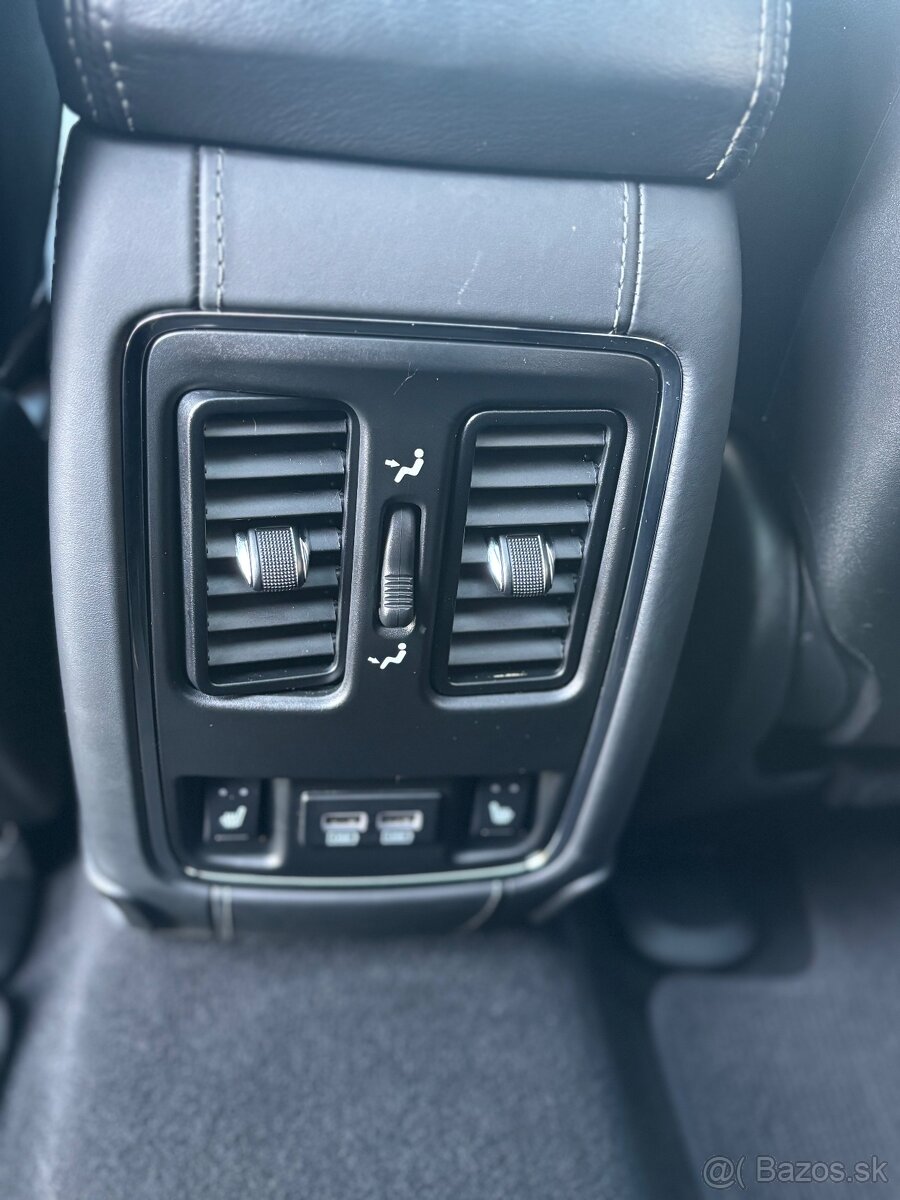 Jeep Grand Cherokee 6.4 Hemi SRT 1.Majiteľ - 14