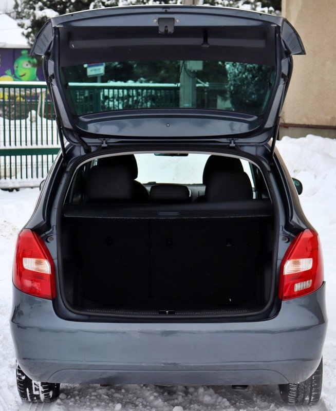 Škoda Fabia 1.6 16V AMBIENTE - 14