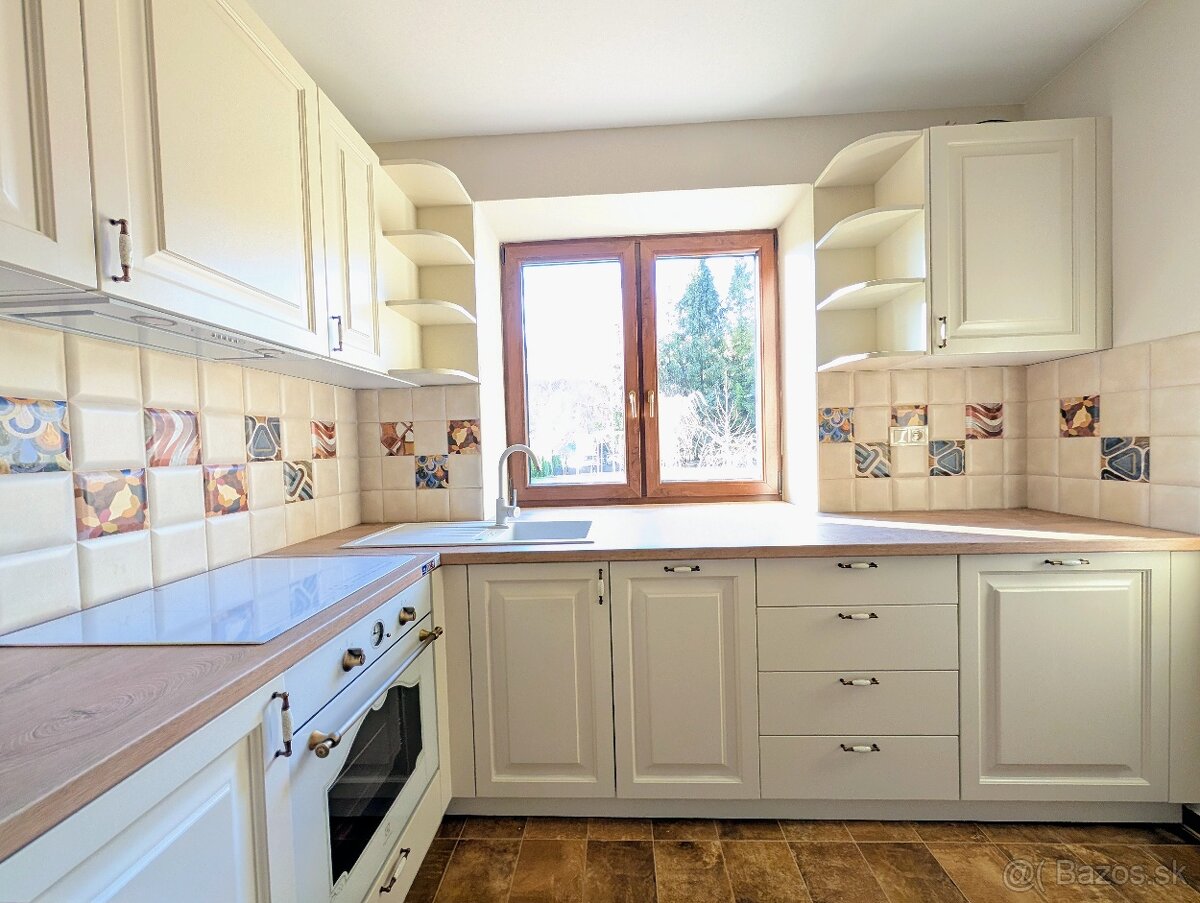 Rodinný dom so záhradou - 14
