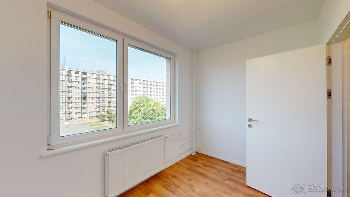 Úžasný 3 izbový byt s balkónom Rumančeková 48 - Ružinov - 14