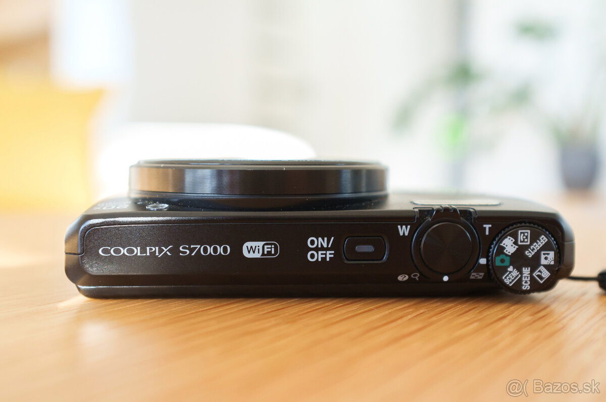 Nikon Coolpix S7000 - 14