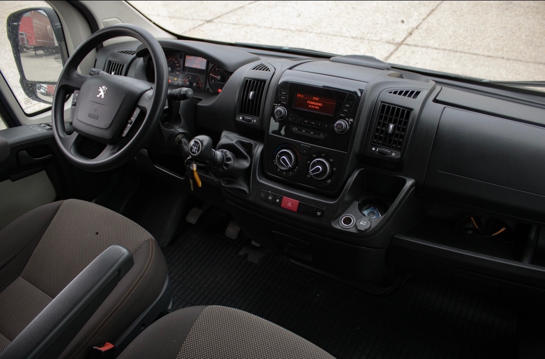 Peugeot Boxer 2.0 BlueHDi 9-miestny - 14