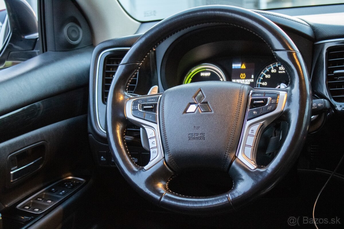 Mitsubishi Outlander 2.0i PHEV Hybrid - 14