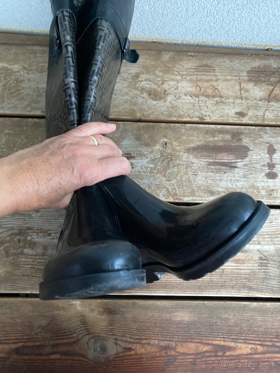 dámske gumené čižmy - 14