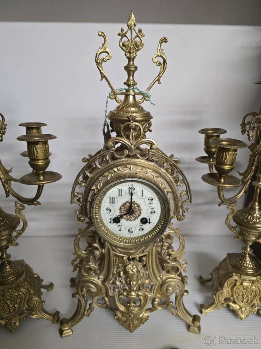 Starozitne krbove hodiny a svietniky.....cislo 13 - 14